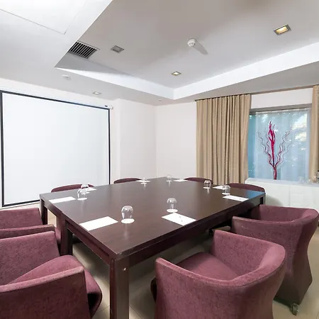 Ch 4* 부쿠레슈티