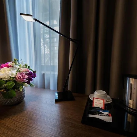 Hotel Ch 4*