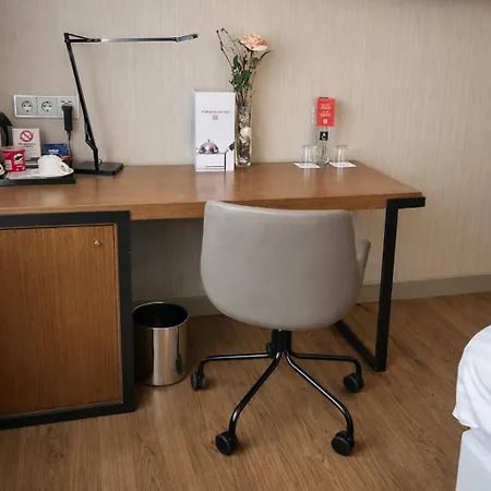 호텔 Ch 부쿠레슈티