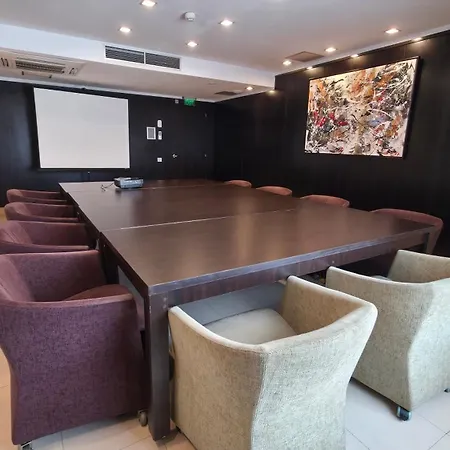 Hotel Ch 4*