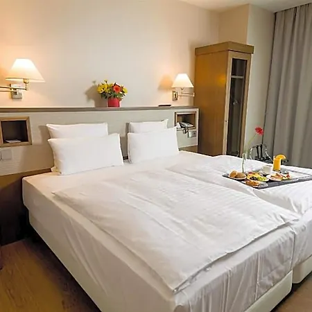 Ch Hotel 4*