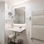 Hotel Ch 4*