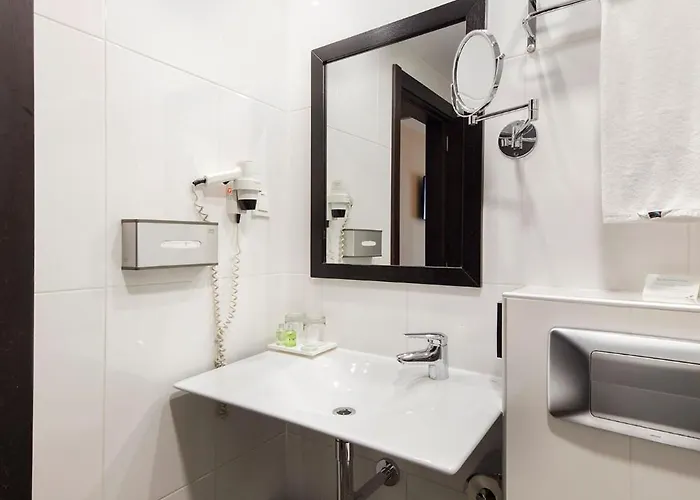 Ch Ξενοδοχείο